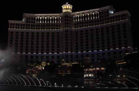 拉斯維加斯 (Las Vegas) 百拉吉歐 (Bellagio) 
電影短片(1.5 MB windows media)