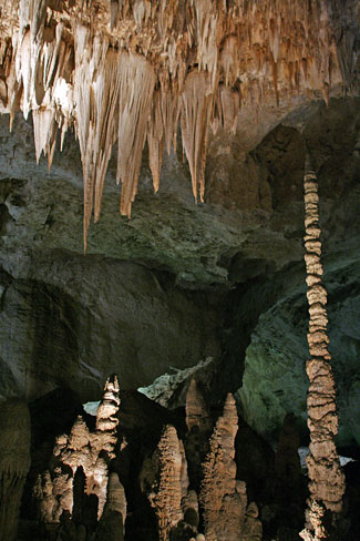 卡爾斯貝洞窟國家公園 (Carlsbad Caverns National Park) 大房間