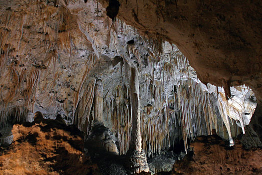 卡爾斯貝洞窟國家公園 (Carlsbad Caverns National Park) 大房間