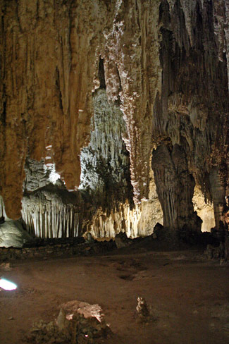 卡爾斯貝洞窟國家公園 (Carlsbad Caverns National Park) 皇宮