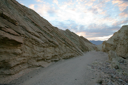 死谷國家公園 (Death Valley National Park) 
Golden Canyon