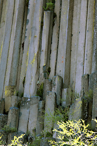 魔鬼柱國家保護區 (Devils Postpile National Monument)