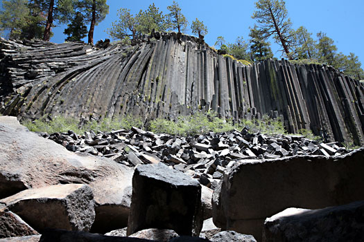 魔鬼柱國家保護區 (Devils Postpile National Monument)