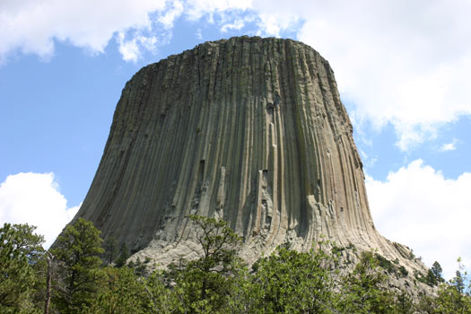 魔鬼塔國家保護區 (Devils Tower National Monument)