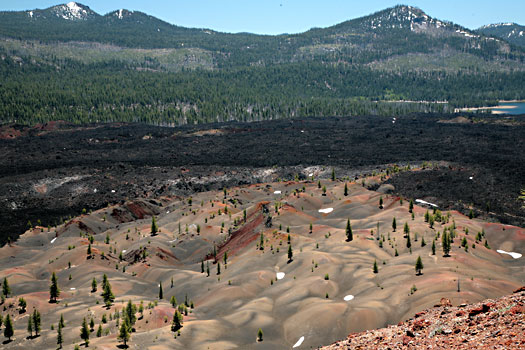 拉森火山國家公園 (Lassen Volcanic National Park) 
Painted Sand Dunes