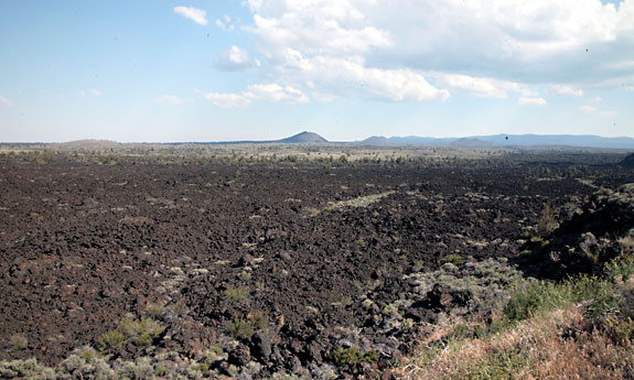 火山岩床國家保護區 (Lava Beds National Monument)惡魔家園