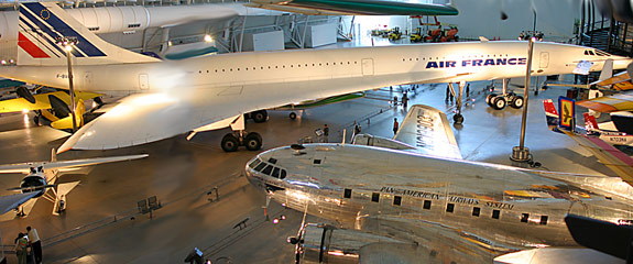 國家航空太空博物館 (National Air and Space Museum) Udvar-Hazy中心