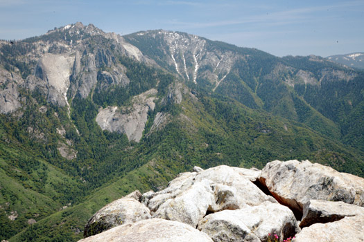 紅杉與國王峽谷國家公園 (Sequoia and Kings Canyon National Park) 
Moro Rock