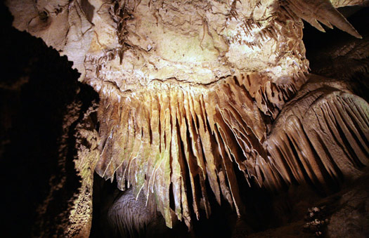 紅杉與國王峽谷國家公園 (Sequoia and Kings Canyon National Park) 
Crystal Cave