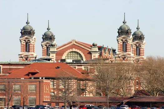 愛麗絲島 (Ellis Island)