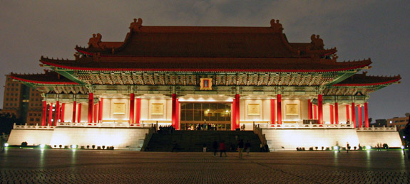 中正紀念堂夜景 國家劇院